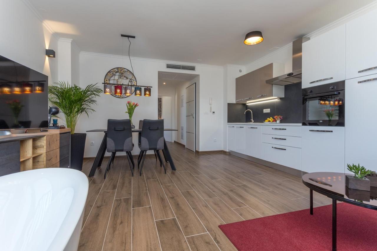 Pleasure Bol Apartamento Exterior foto